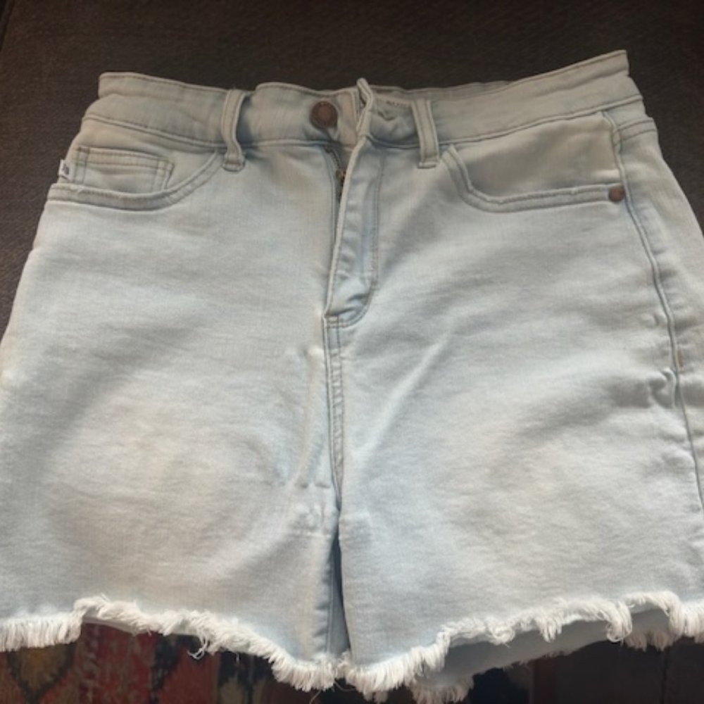 Judy Blue - Shorts - Size Large - Stretch